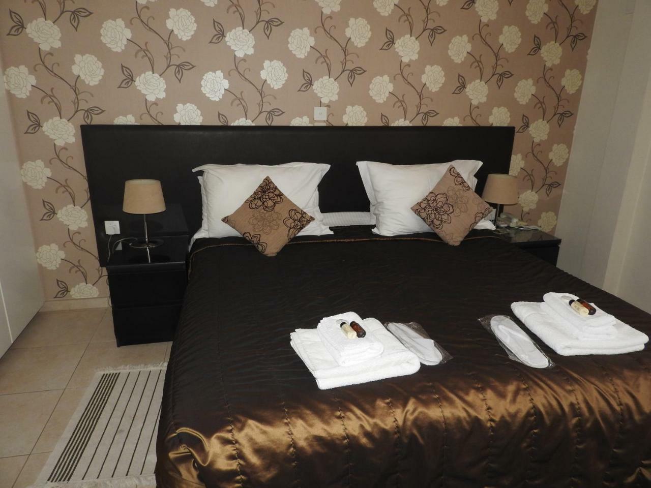 Hill View Hotel Apartments Писсури Экстерьер фото